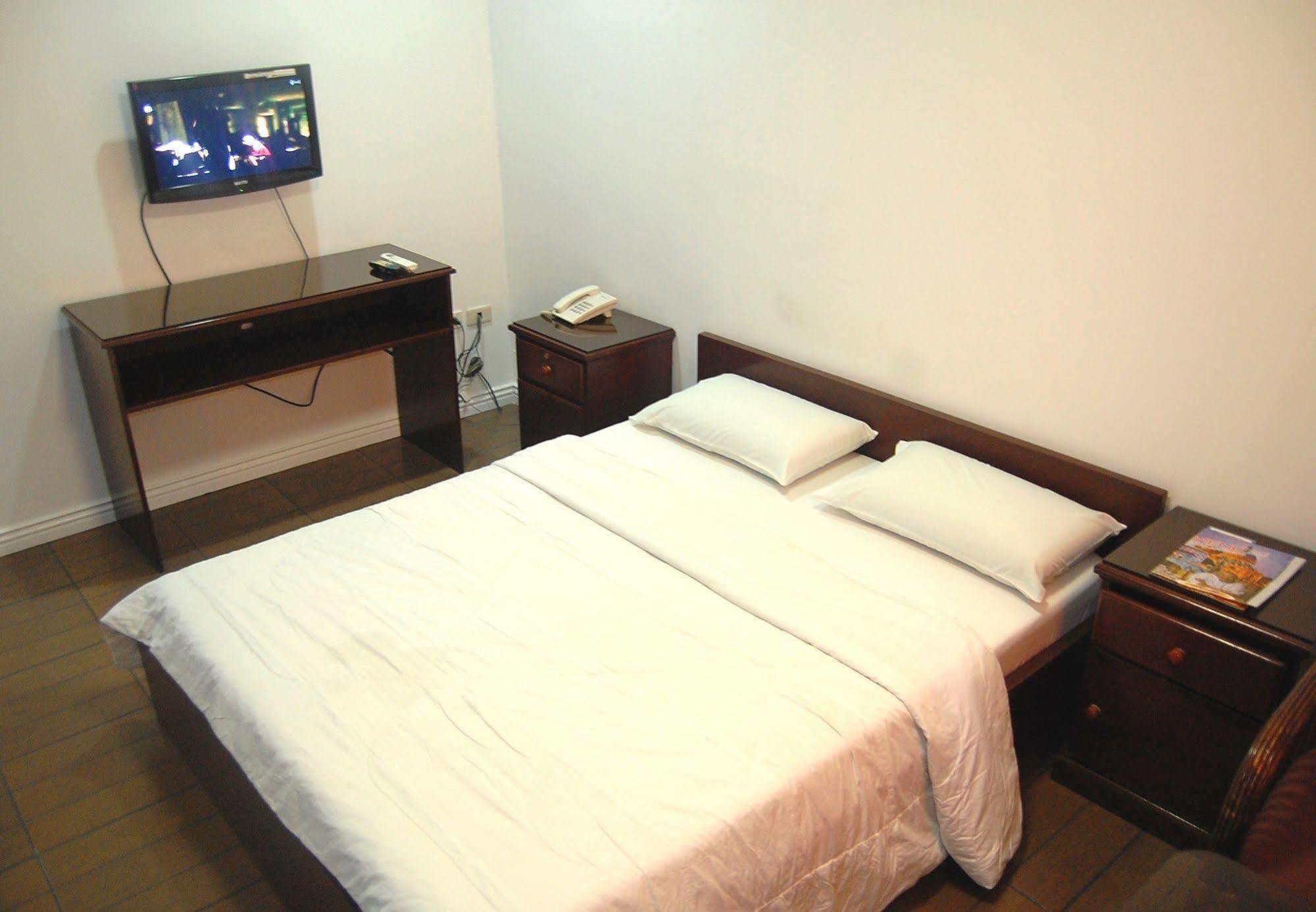 Rumi Apartelle Hotel Angeles Esterno foto
